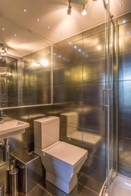 Prime Edinburgh City Centre - 4 Bed Penthouse Екстер'єр фото