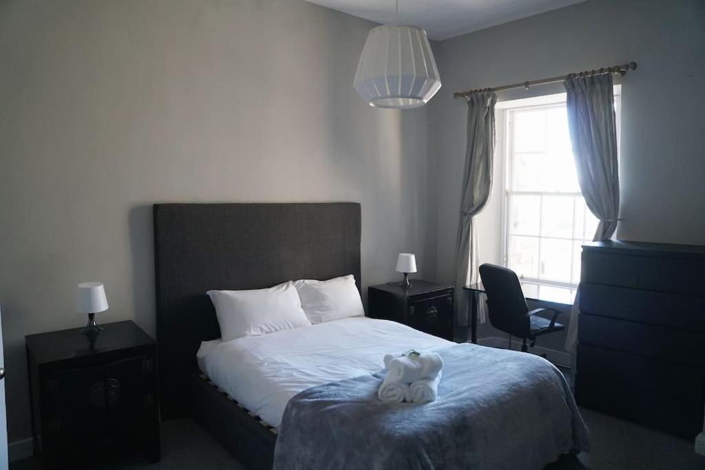 Prime Edinburgh City Centre - 4 Bed Penthouse Екстер'єр фото